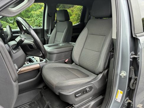 Used 2020 Chevrolet Silverado 1500 RST AWD/4WD image 6