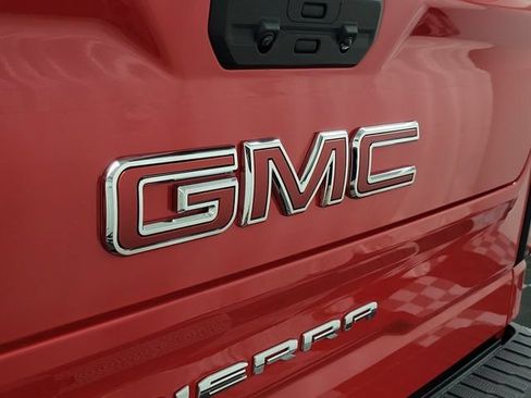 Used 2026 GMC Sierra 1500 Pro w/ Graphite Edition RWD image 9