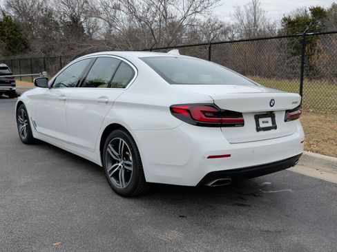 Used 2021 BMW 530i image 9