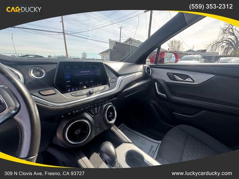 Used 2019 Chevrolet Blazer LT image 14