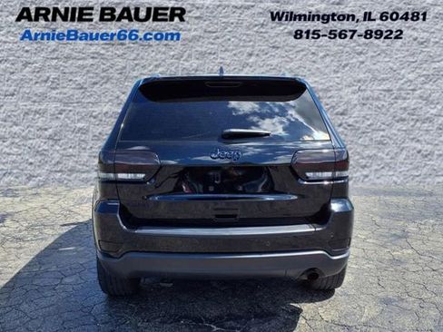 Used 2019 Jeep Grand Cherokee Laredo image 8