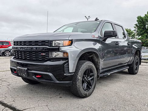 Used 2021 Chevrolet Silverado 1500 Custom Trail Boss AWD/4WD image 3