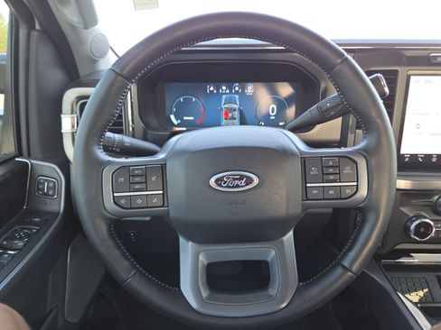 Used 2024 Ford F250 Lariat w/ Chrome Package AWD/4WD image 34