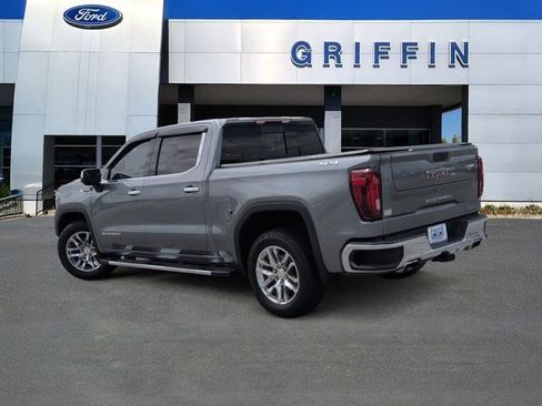 Used 2021 GMC Sierra 1500 SLT w/ SLT Premium Package AWD/4WD image 9