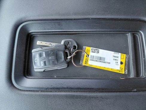Used 2019 Chevrolet Tahoe LS w/ Enhanced Driver Alert Package RWD image 30