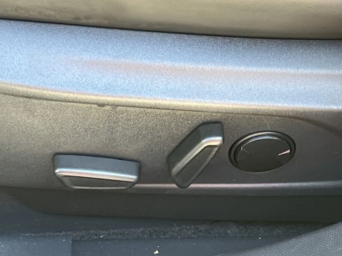 Used 2023 Ford Mustang Mach-E Premium image 19