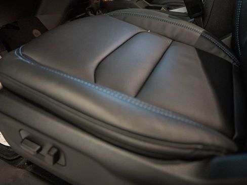 New 2025 Jeep Wrangler Unlimited Rubicon 4xe image 35