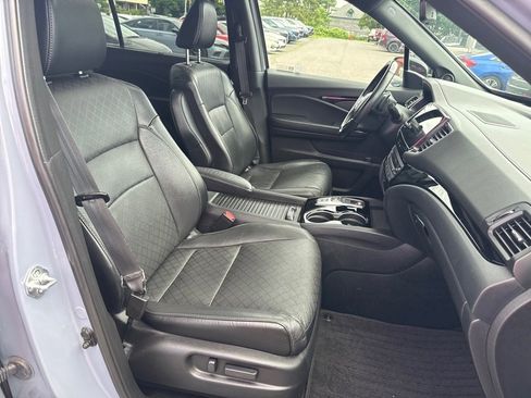 Used 2022 Honda Passport Elite image 11