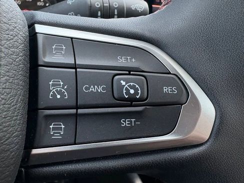 Used 2023 Jeep Compass Trailhawk AWD/4WD image 37