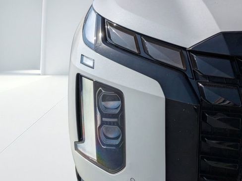Used 2025 Hyundai Palisade Calligraphy AWD/4WD image 8