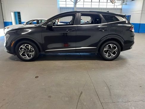 Used 2024 Kia Sportage LX FWD image 6