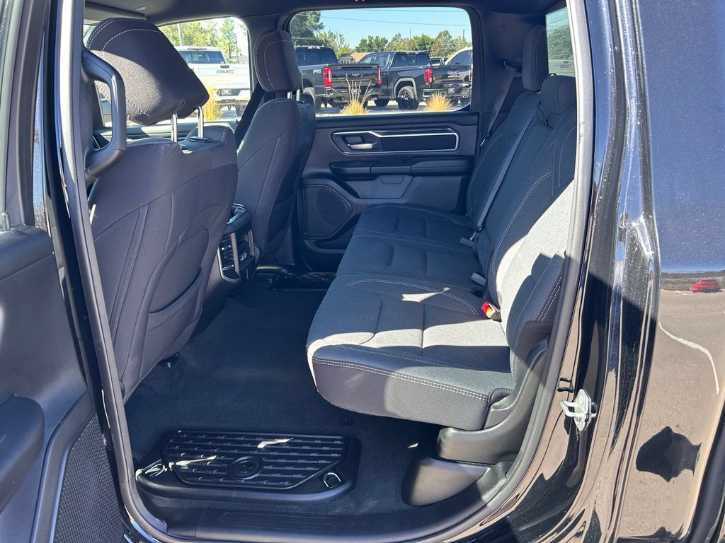 Used 2023 RAM 1500 Big Horn AWD/4WD image 9
