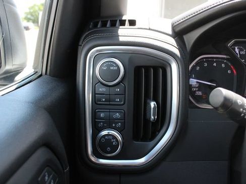 Used 2020 GMC Sierra 1500 Elevation w/ Elevation Value Package AWD/4WD image 9