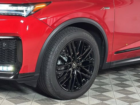 Used 2025 Acura MDX A-Spec image 4