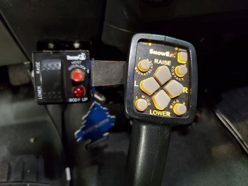 Used 2018 Ford F550 XL image 20