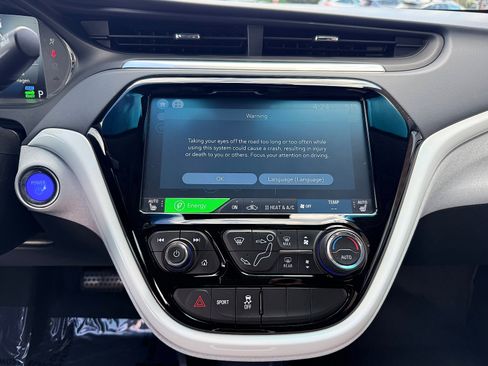 Used 2017 Chevrolet Bolt Premier w/ Driver Confidence II Package FWD image 19