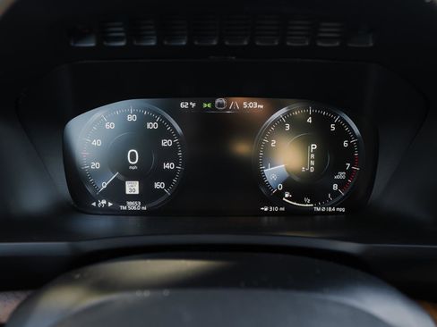 Used 2022 Volvo XC90 T6 Momentum w/ Climate Package image 20