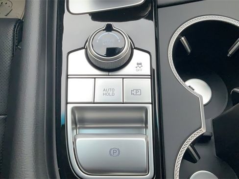 New 2026 Genesis G70 2.5T image 28