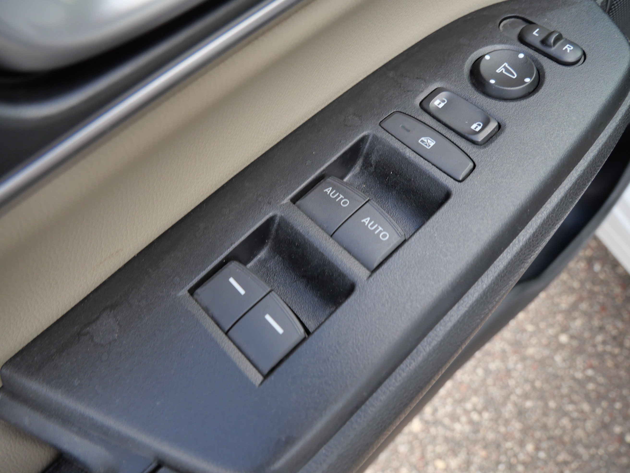Used 2021 Honda CR-V Touring image 19