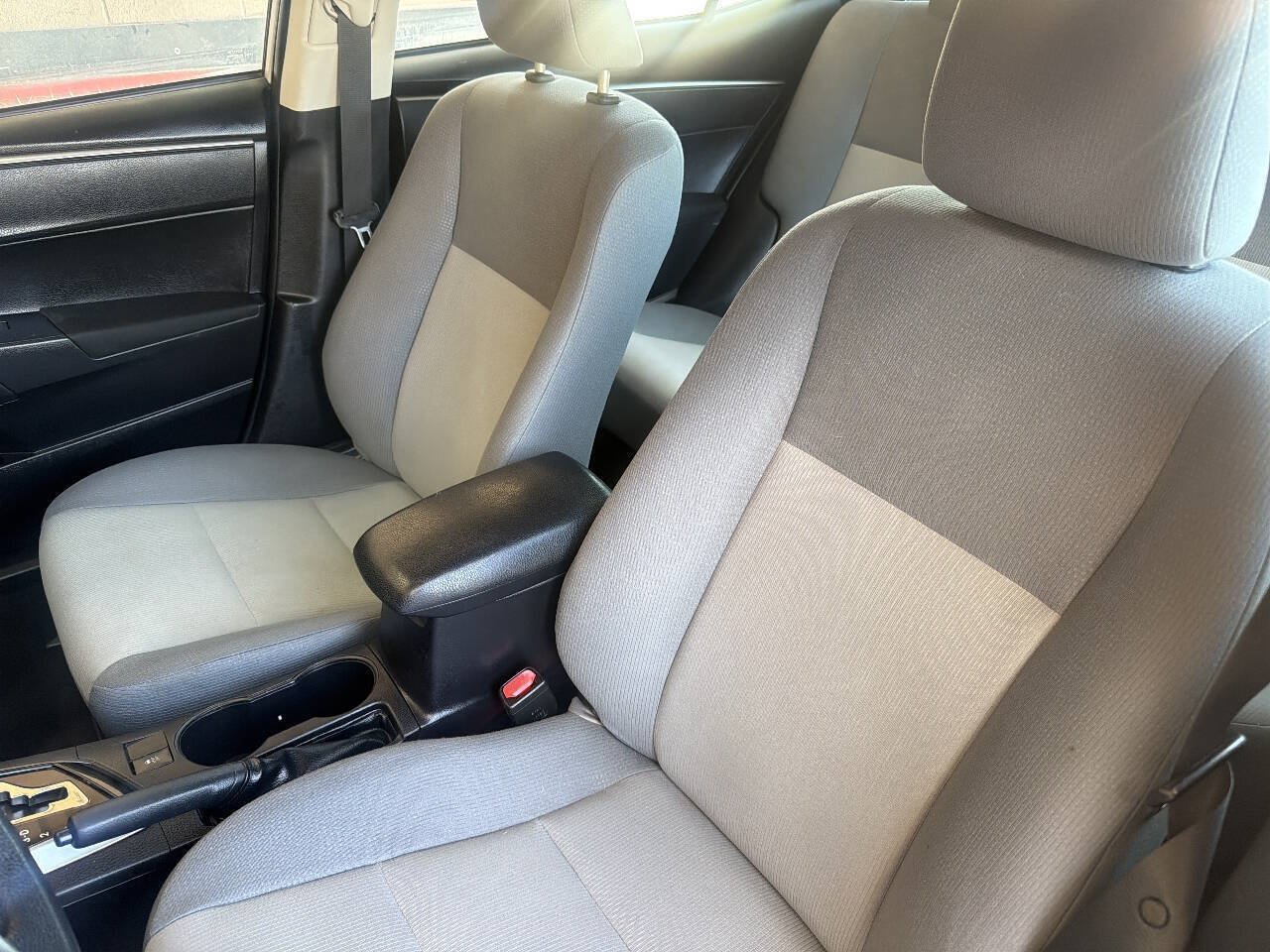Used 2014 Toyota Corolla L FWD image 16