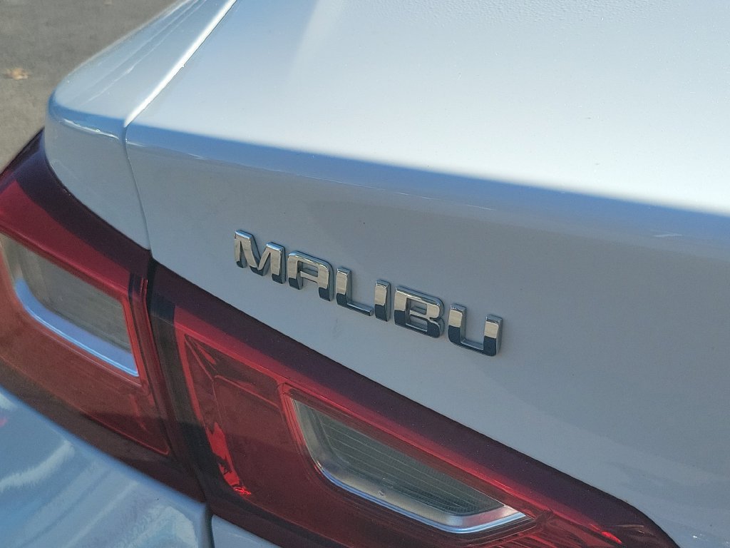 Used 2024 Chevrolet Malibu LT FWD image 10