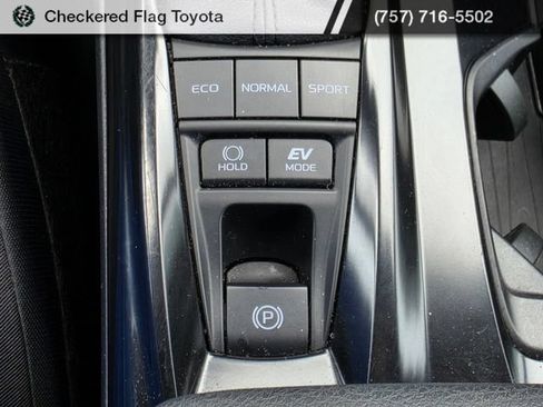 Used 2025 Toyota Camry LE FWD image 19