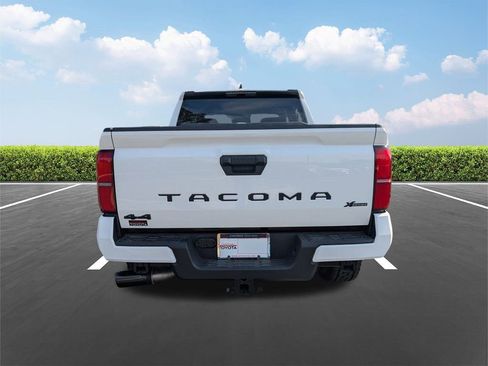 New 2025 Toyota Tacoma SR5 image 5