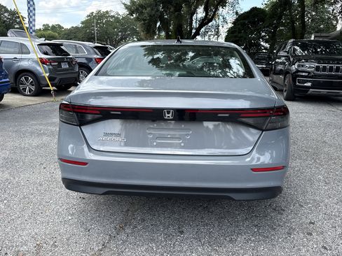 Used 2025 Honda Accord SE image 4