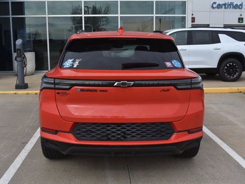 Used 2025 Chevrolet Equinox EV RS w/ Active Safety Package 3 image 4