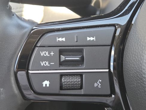 Used 2025 Honda HR-V EX-L image 31