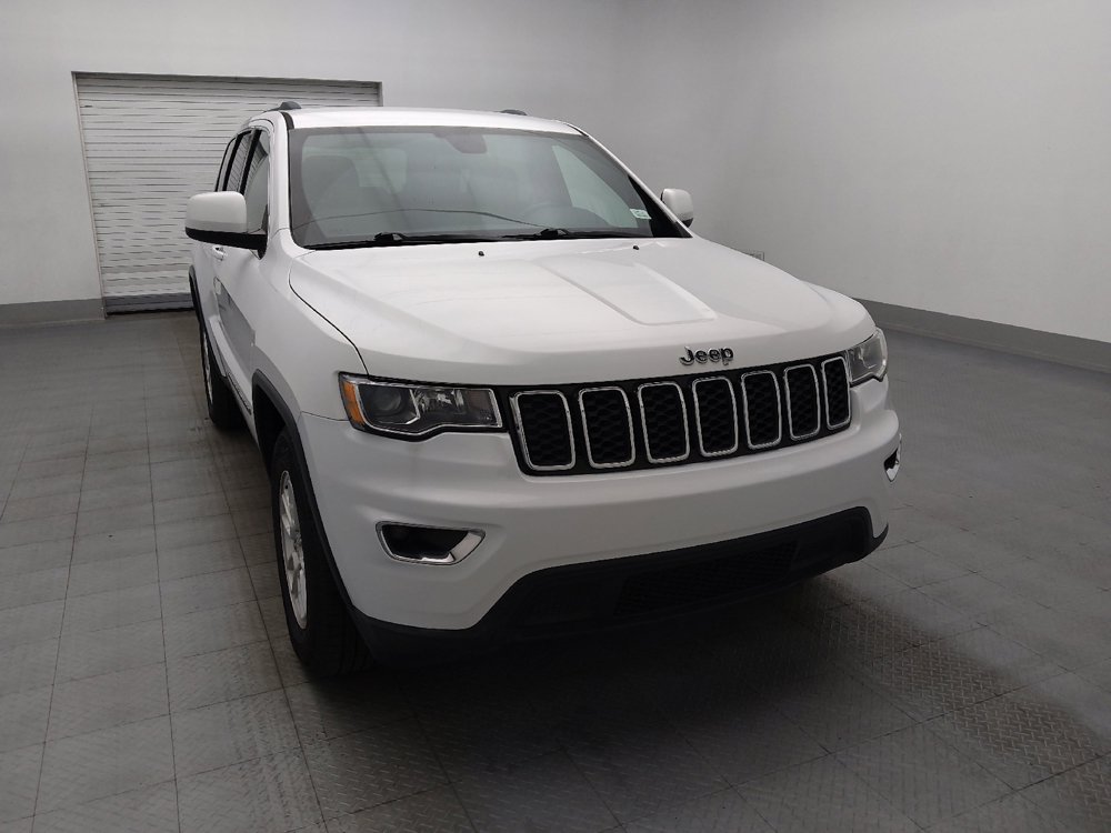 Used 2018 Jeep Grand Cherokee Laredo RWD image 14