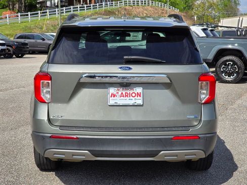 Used 2020 Ford Explorer XLT w/ Equipment Group 202A image 14
