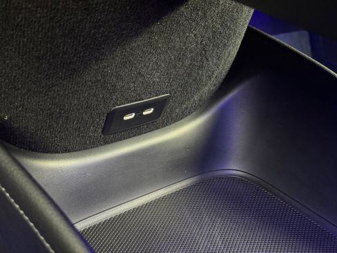 Used 2023 Mercedes-Benz EQE 500 4MATIC SUV image 39