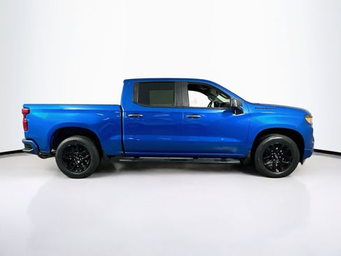 Used 2023 Chevrolet Silverado 1500 Custom w/ LPO, Dark Essentials Package RWD image 4