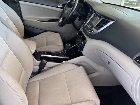Used 2017 Hyundai Tucson Value FWD image 7