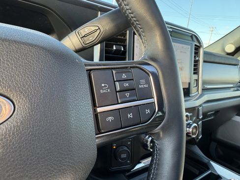 Used 2025 Ford F450 Platinum w/ FX4 Off-Road Package image 19