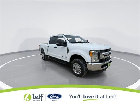 Used 2017 Ford F250 XL w/ STX Appearance Package image 2
