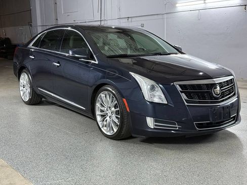 Used 2014 Cadillac XTS Platinum AWD/4WD image 3