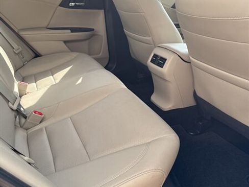 Used 2016 Honda Accord EX-L image 30