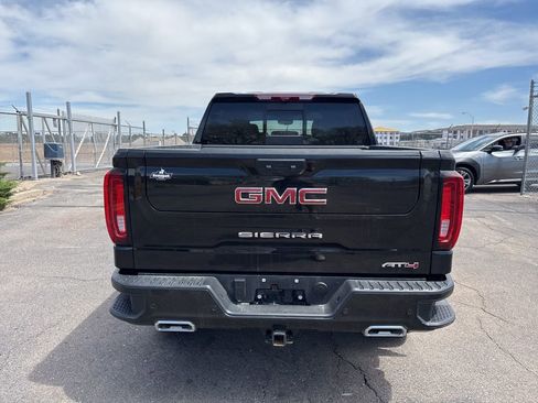 Used 2025 GMC Sierra 1500 AT4 w/ Technology Package image 5