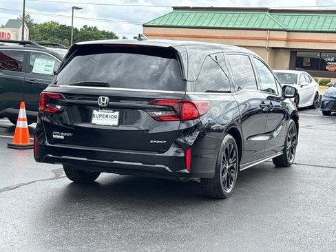 Used 2025 Honda Odyssey Sport-L image 3