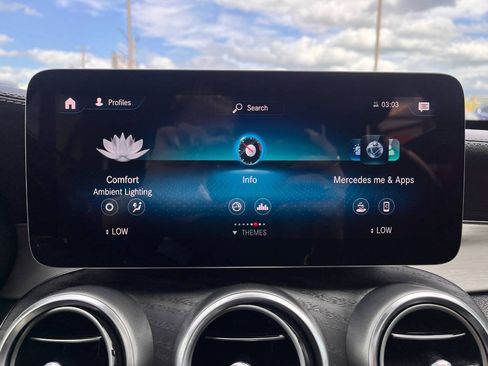 Used 2020 Mercedes-Benz GLC 300 4MATIC Coupe image 15