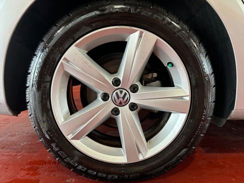 Used 2014 Volkswagen Passat 2.5 SE image 35