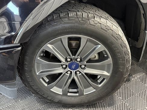 Used 2018 Ford F150 Lariat w/ Equipment Group 502A Luxury AWD/4WD image 52