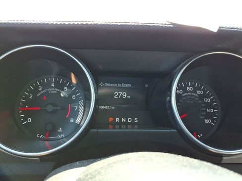 Used 2022 Ford Mustang Premium RWD image 15