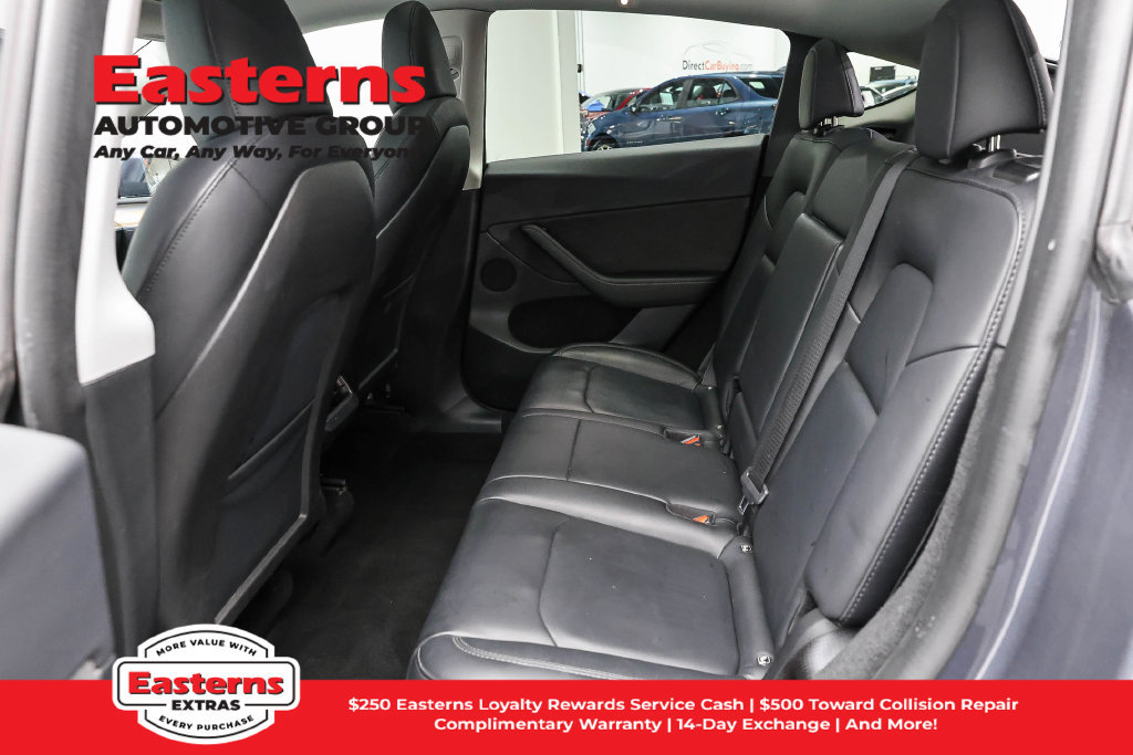 Used 2022 Tesla Model Y Long Range AWD/4WD image 17
