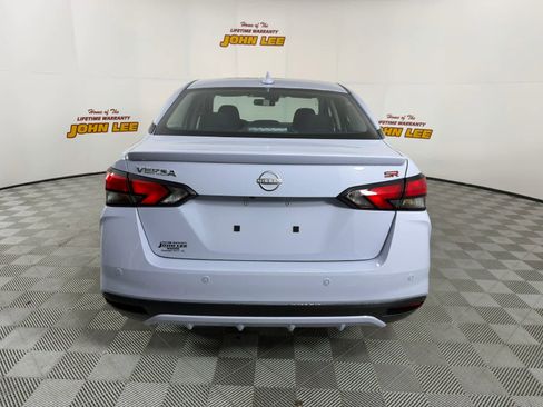 New 2025 Nissan Versa SR w/ Trunk Package image 4