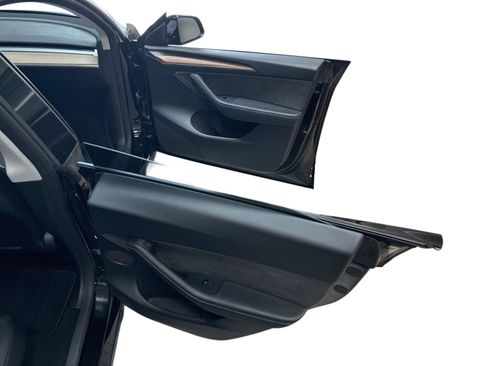 Certified 2023 Tesla Model Y Performance AWD/4WD image 12