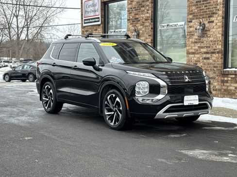 Used 2022 Mitsubishi Outlander SEL image 7
