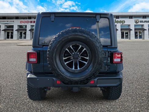 Certified 2025 Jeep Wrangler Willys image 7